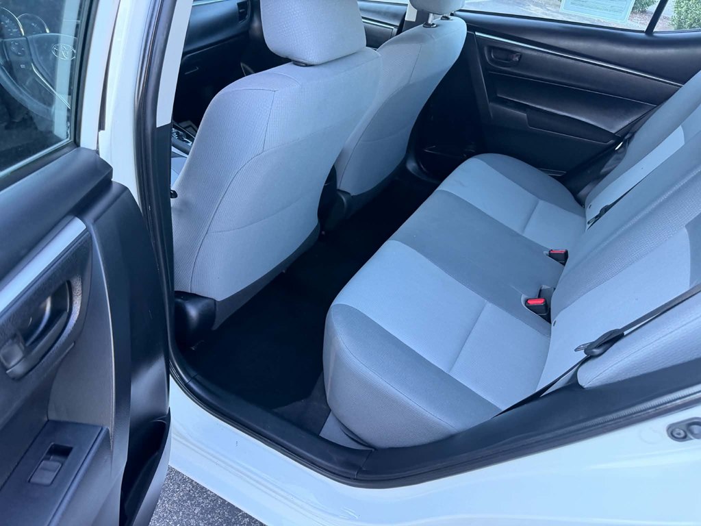 Photo 17 of this TOYOTA COROLLA