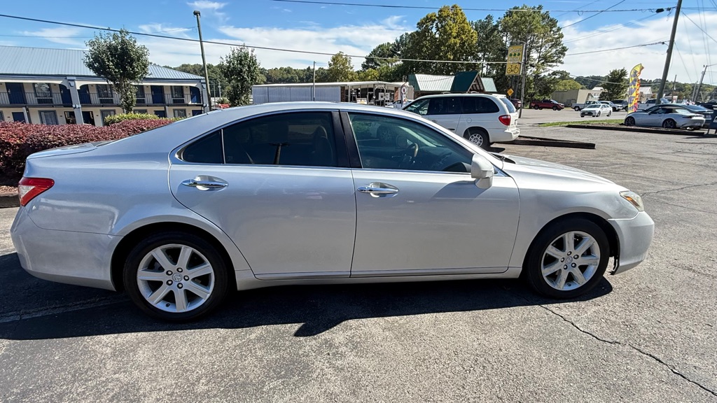Photo 7 of this LEXUS ES