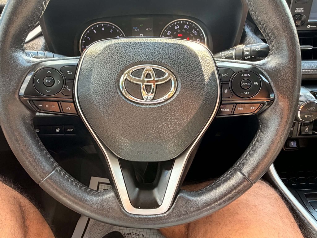 Photo 13 of this TOYOTA RAV4