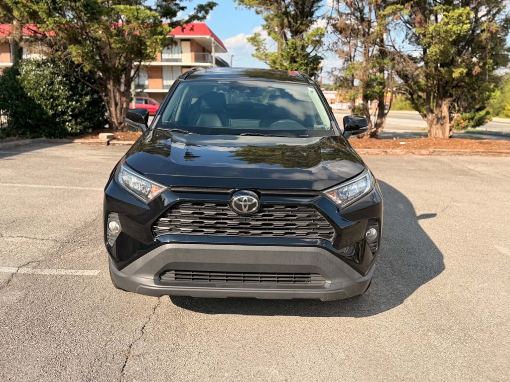 Photo 2 of this TOYOTA RAV4