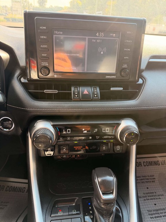 Photo 8 of this TOYOTA RAV4