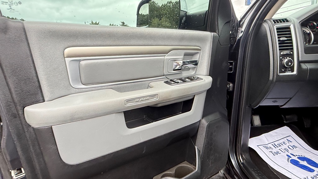 Photo 25 of this RAM 3500