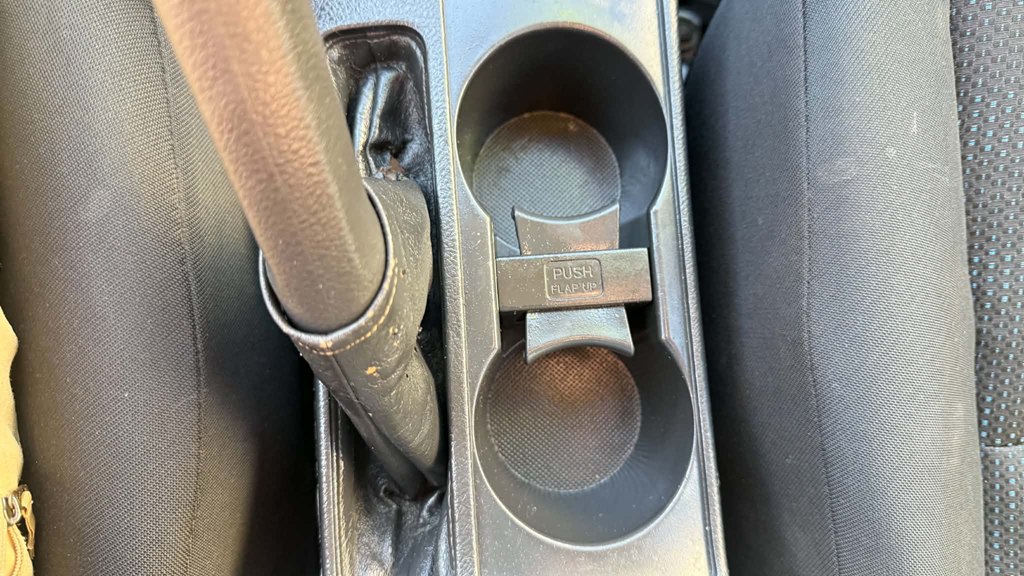 Photo 29 of this TOYOTA COROLLA