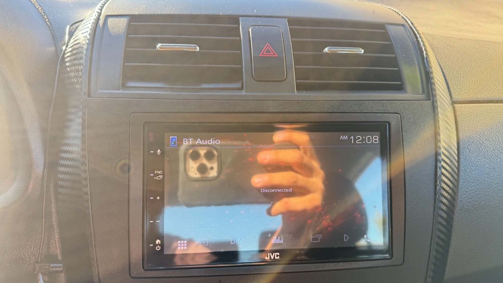 Photo 15 of this TOYOTA COROLLA