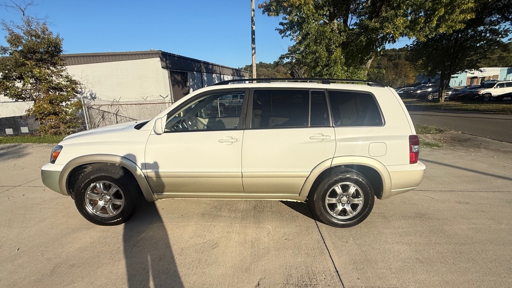 Photo 5 of this TOYOTA HIGHLANDER