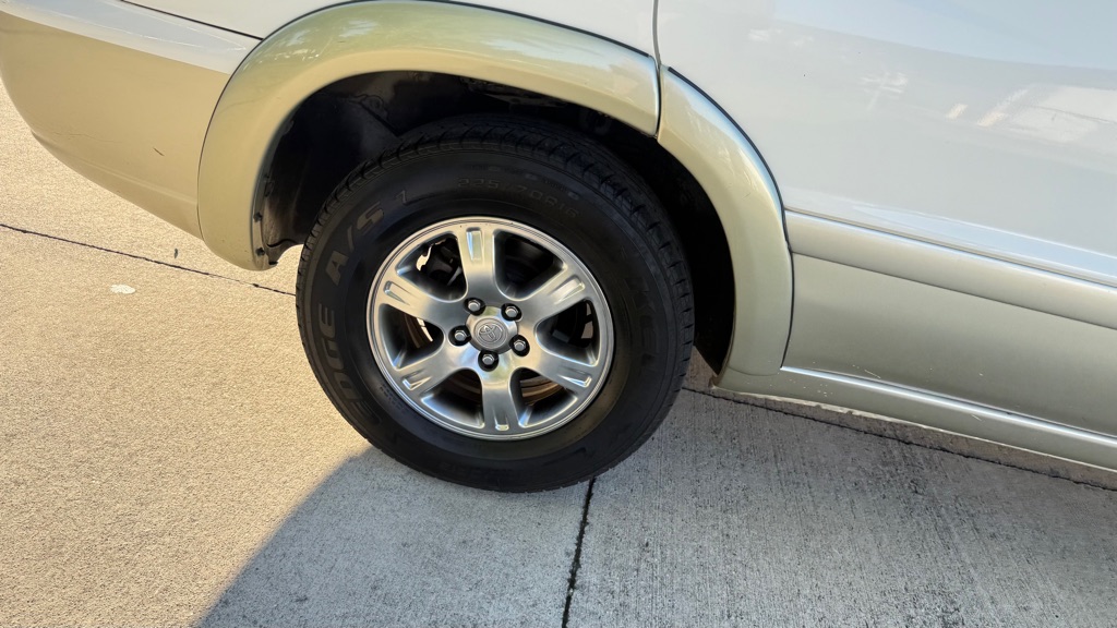 Photo 21 of this TOYOTA HIGHLANDER