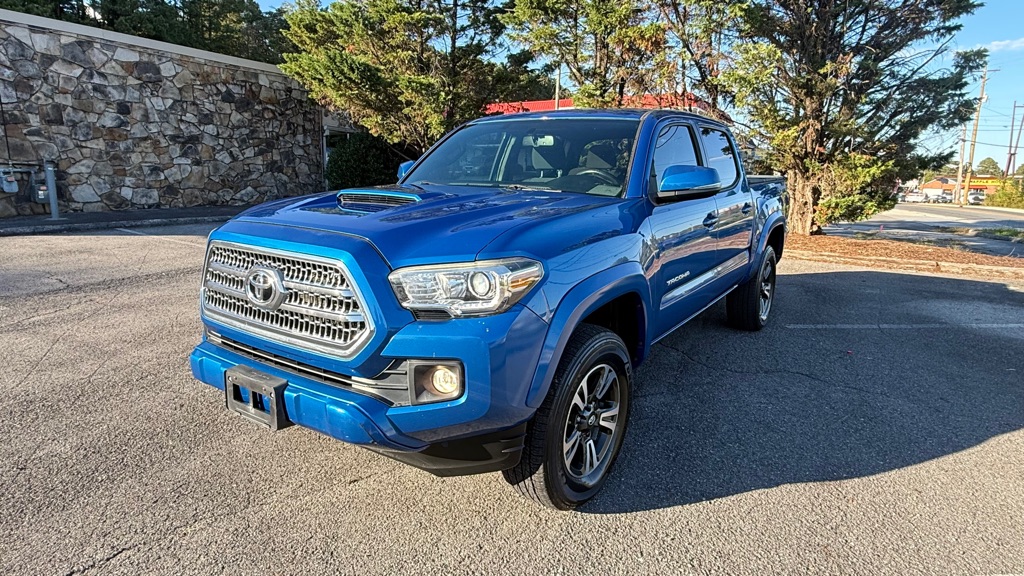 Photo 23 of this TOYOTA TACOMA