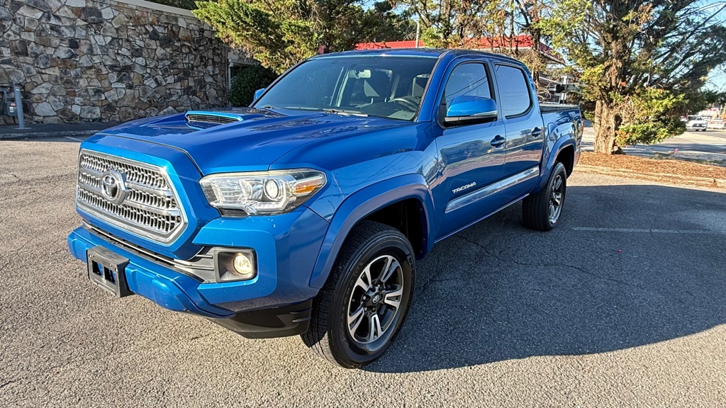 2016 TOYOTA TACOMA