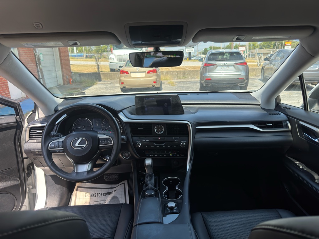 Photo 24 of this LEXUS RX