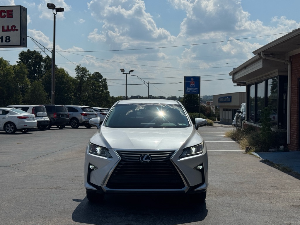 Photo 3 of this LEXUS RX