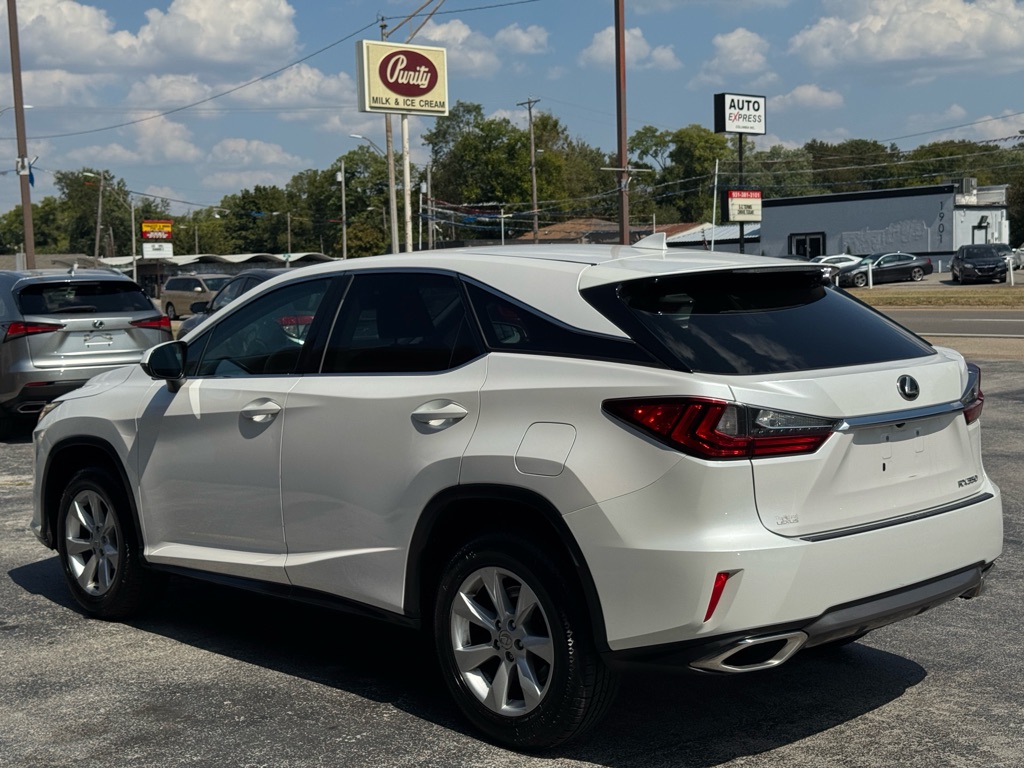Photo 5 of this LEXUS RX