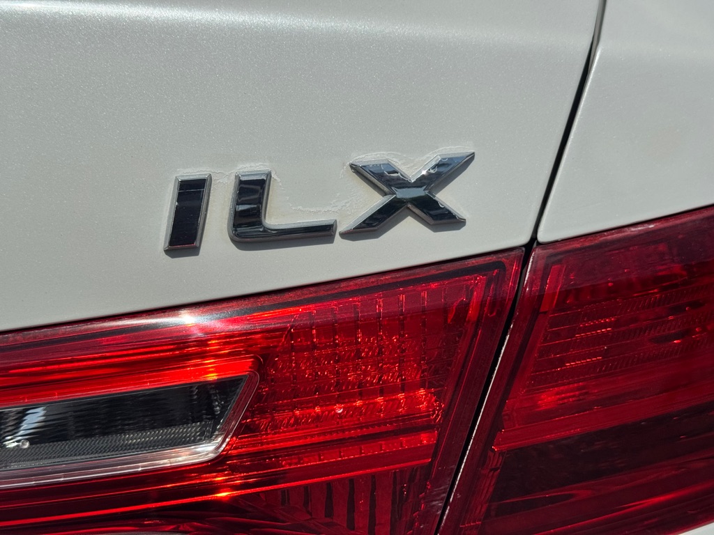 Photo 5 of this ACURA ILX