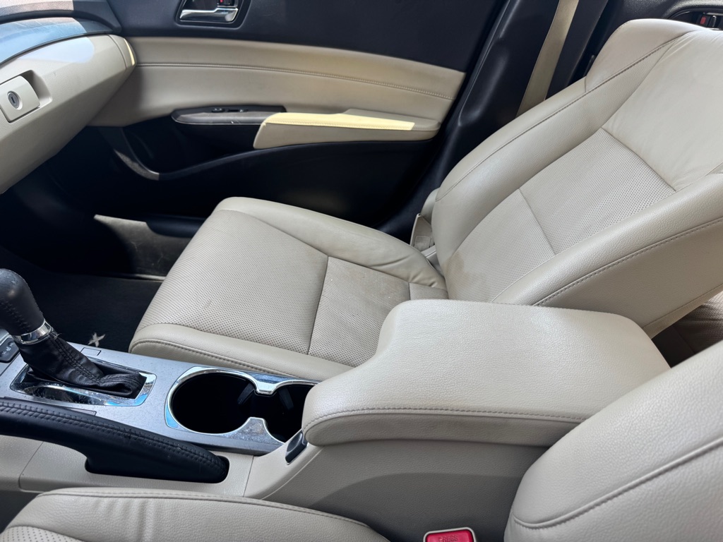 Photo 10 of this ACURA ILX