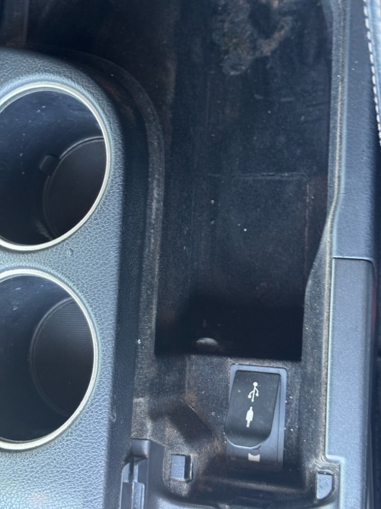 Photo 32 of this LEXUS IS