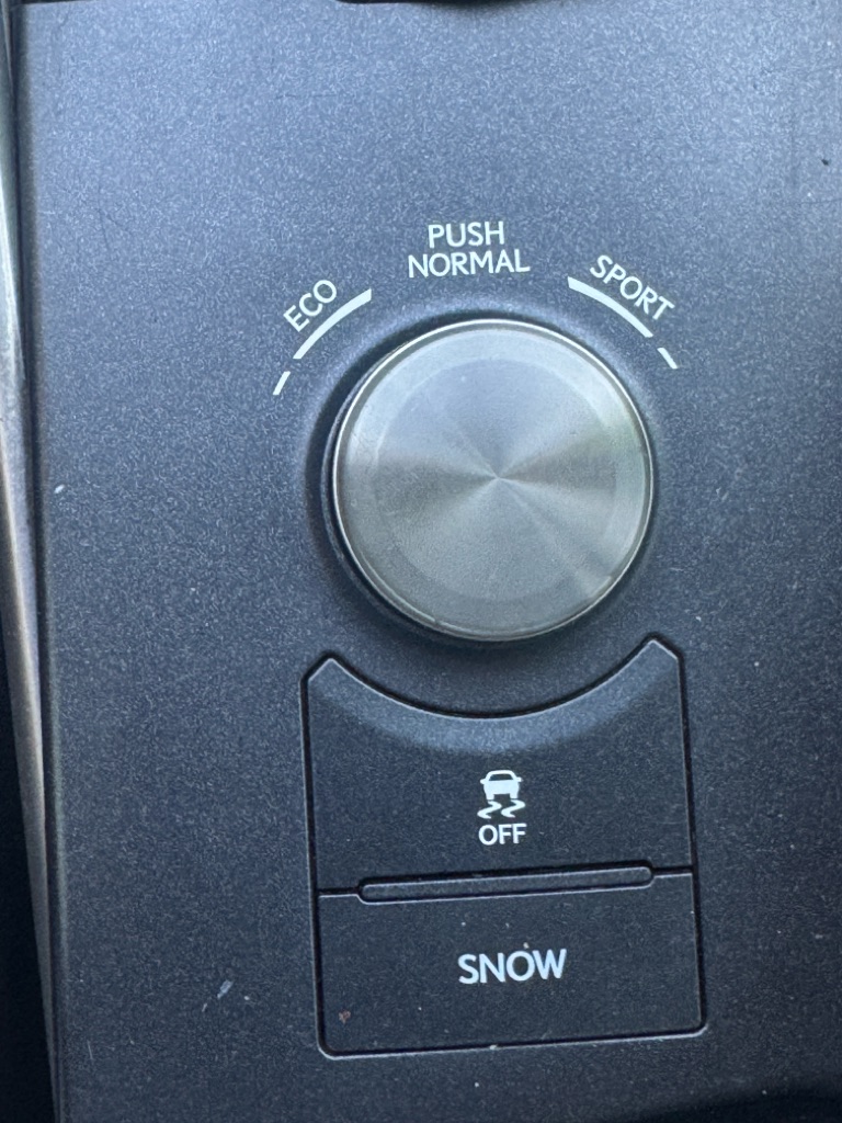 Photo 22 of this LEXUS IS
