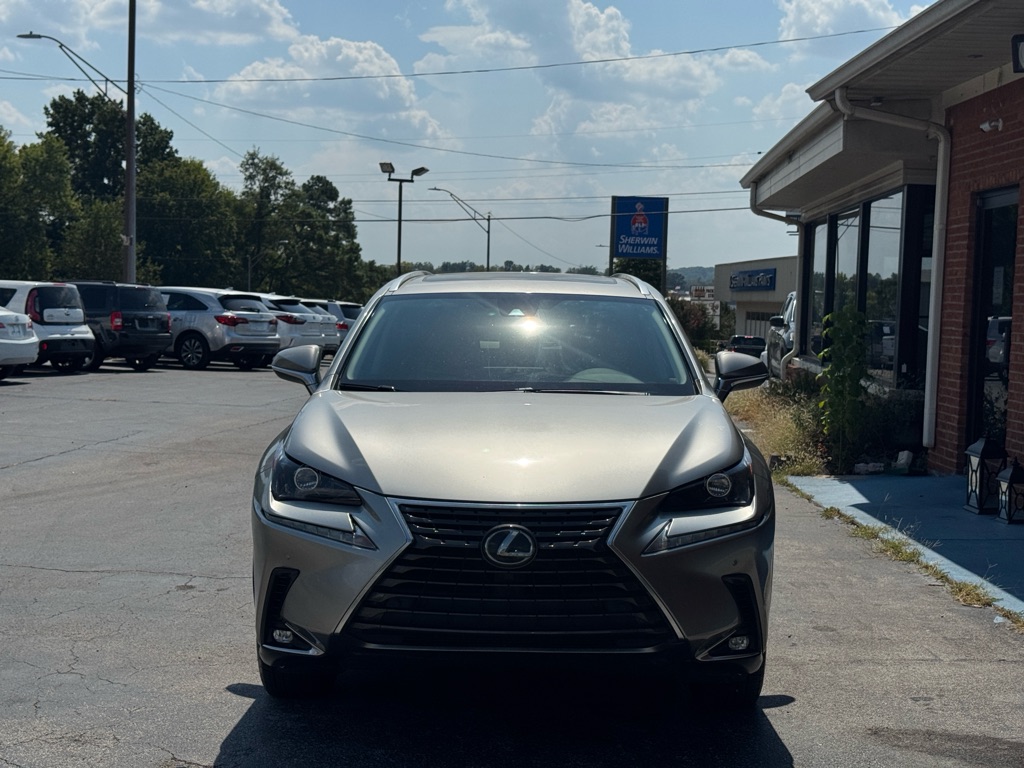 Photo 3 of this LEXUS NX