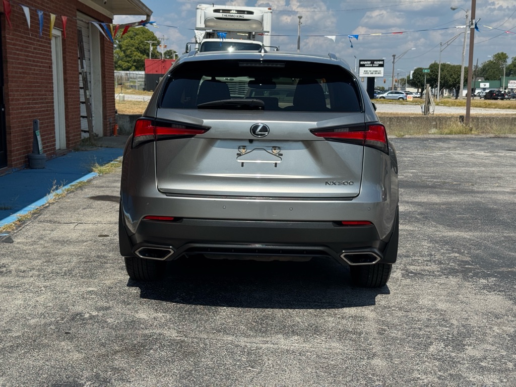 Photo 7 of this LEXUS NX