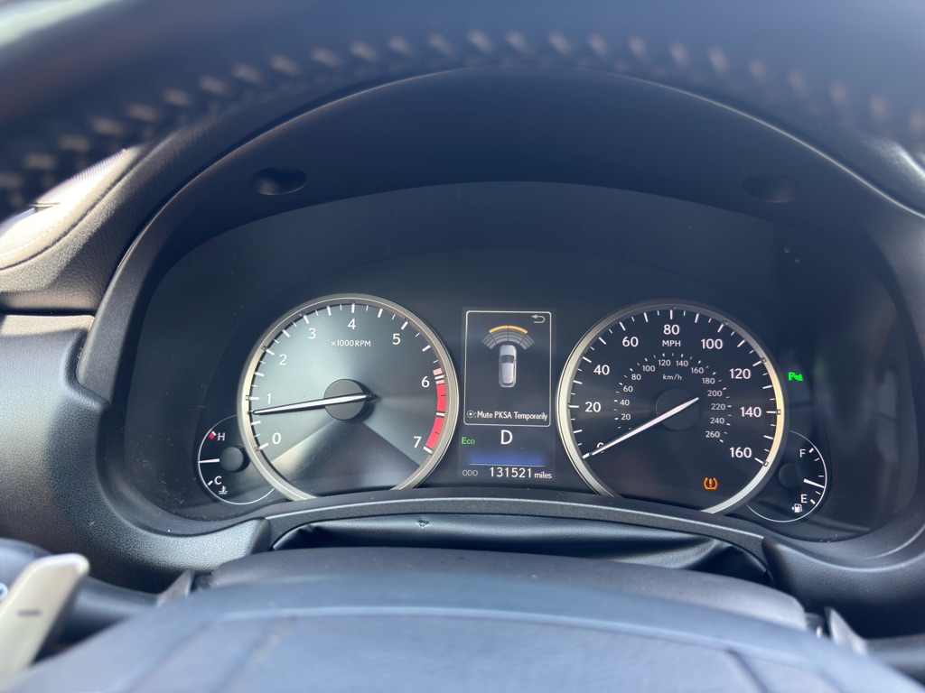 Photo 19 of this LEXUS NX