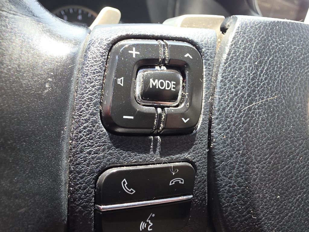 Photo 41 of this LEXUS NX