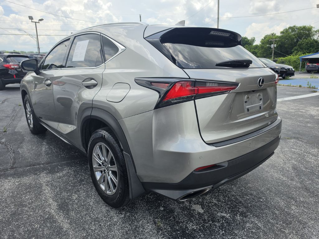 Photo 6 of this LEXUS NX
