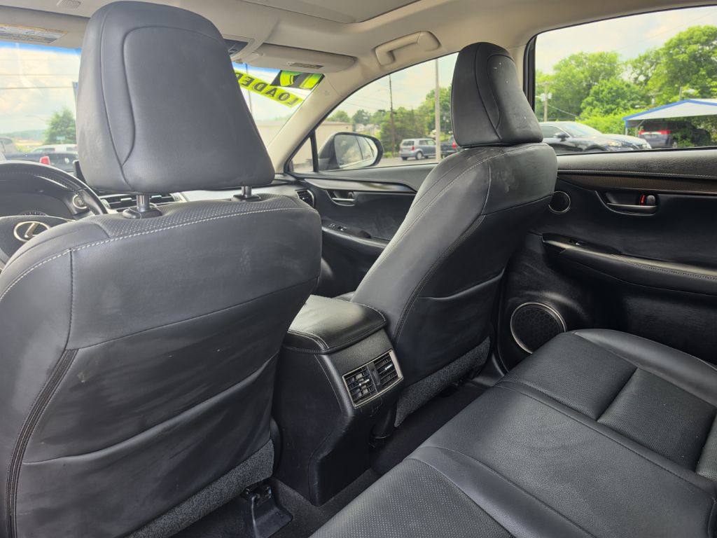 Photo 24 of this LEXUS NX
