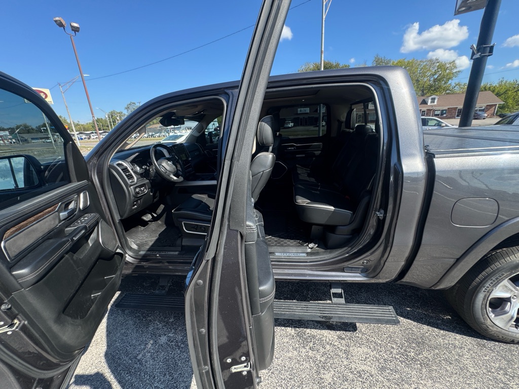 Photo 34 of this RAM 1500