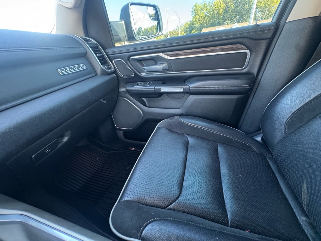Photo 30 of this RAM 1500