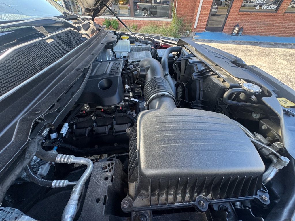 Photo 59 of this RAM 1500