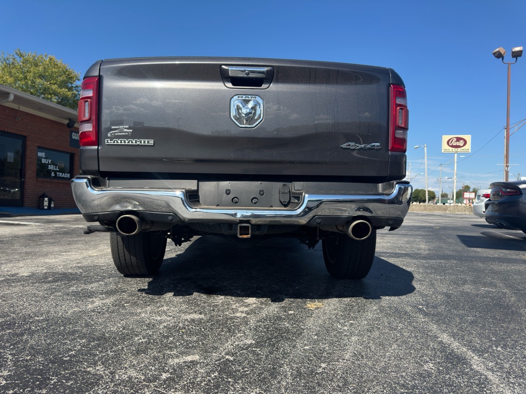 Photo 9 of this RAM 1500