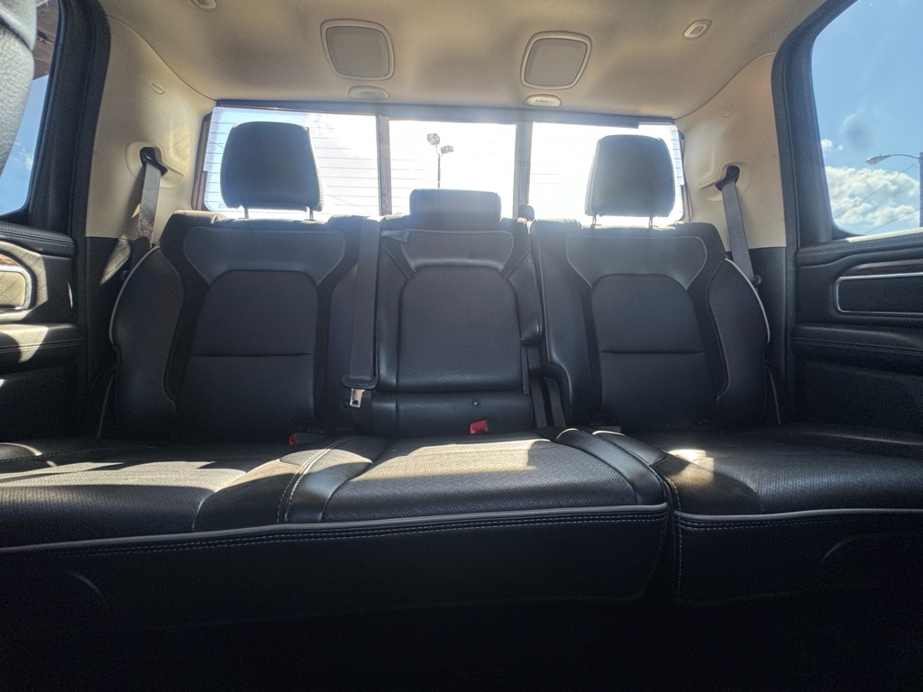 Photo 56 of this RAM 1500