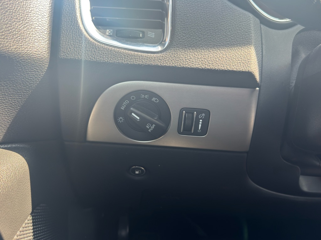 Photo 17 of this DODGE DURANGO