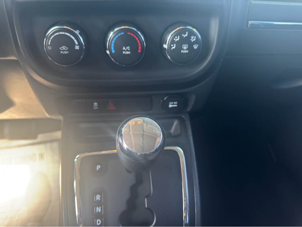 Photo 19 of this JEEP PATRIOT