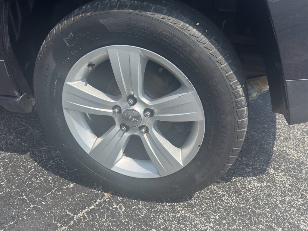 Photo 5 of this JEEP PATRIOT