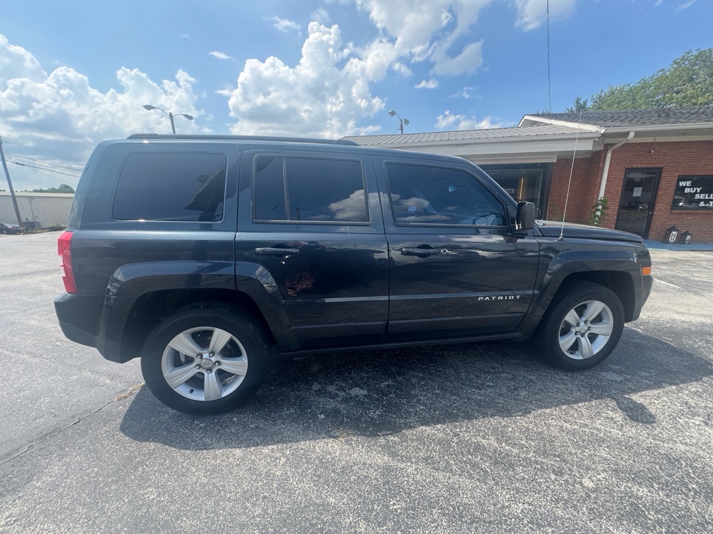 Photo 9 of this JEEP PATRIOT