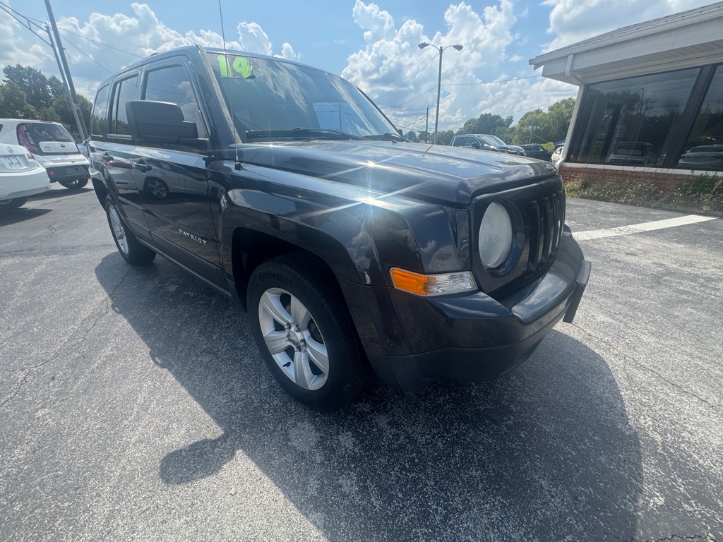 Photo 10 of this JEEP PATRIOT