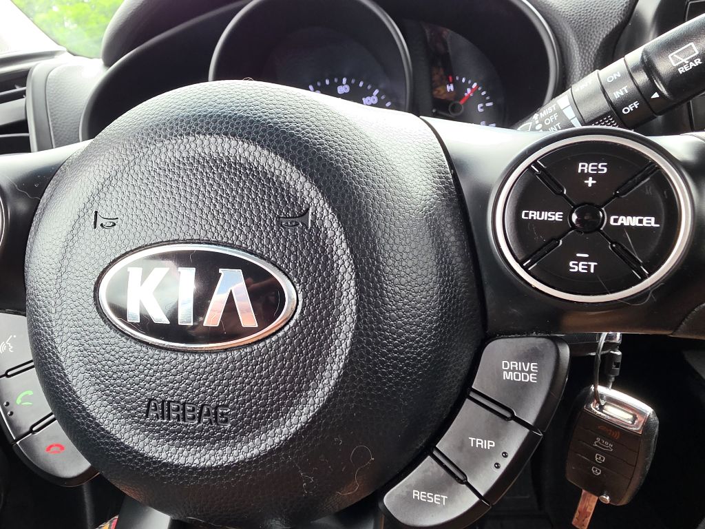 Photo 25 of this KIA SOUL