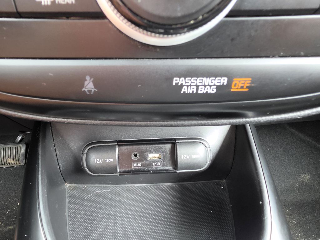 Photo 27 of this KIA SOUL