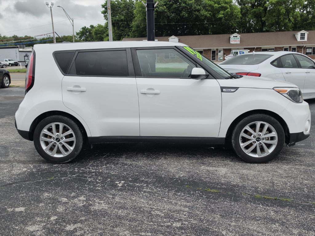 Photo 12 of this KIA SOUL
