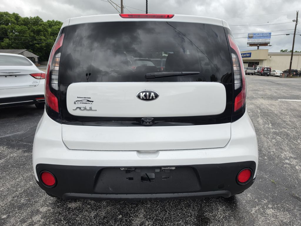 Photo 8 of this KIA SOUL
