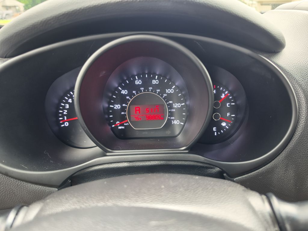 Photo 23 of this KIA SOUL