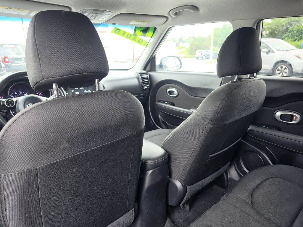 Photo 29 of this KIA SOUL