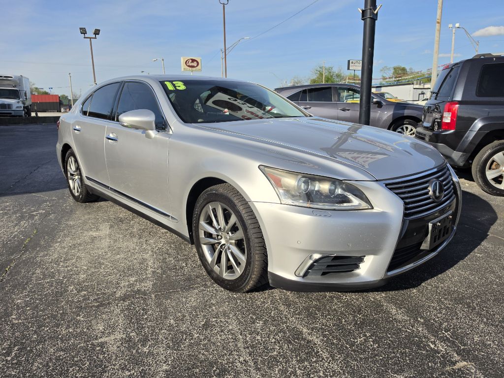 Photo 12 of this LEXUS LS