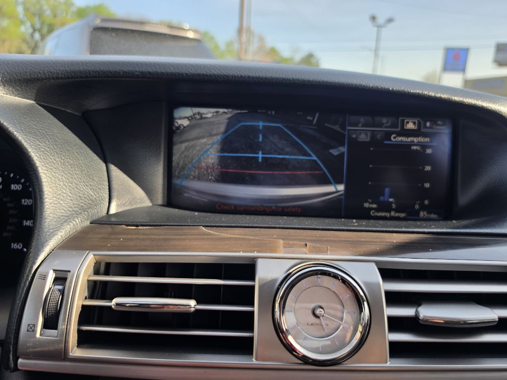 Photo 39 of this LEXUS LS