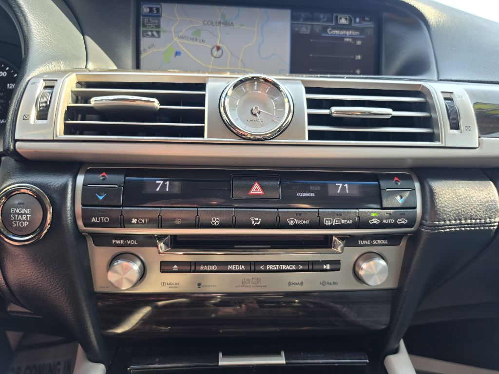Photo 37 of this LEXUS LS