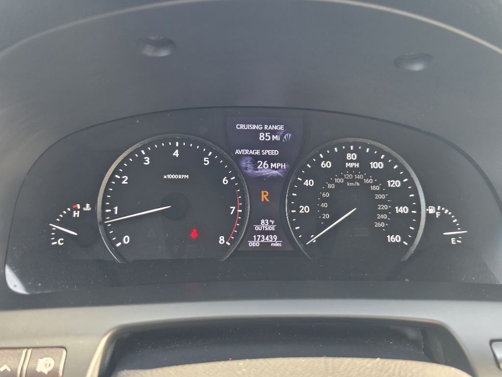Photo 40 of this LEXUS LS