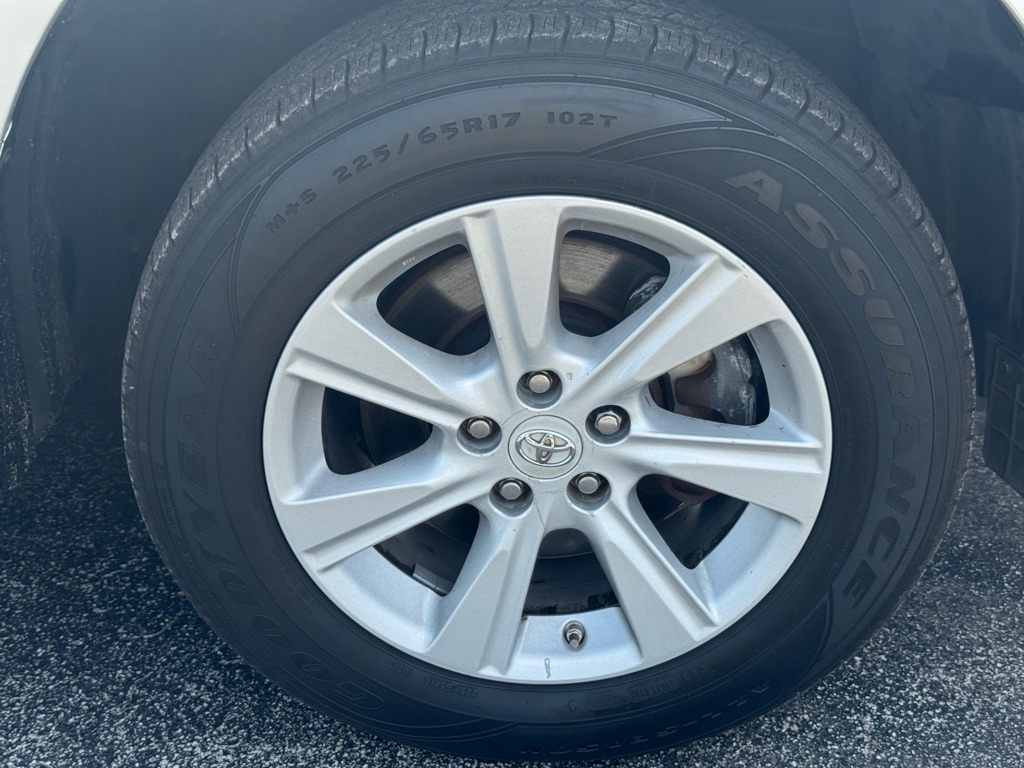 Photo 40 of this TOYOTA HIGHLANDER