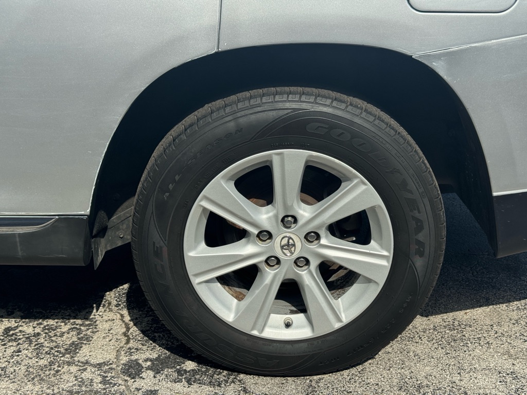 Photo 38 of this TOYOTA HIGHLANDER