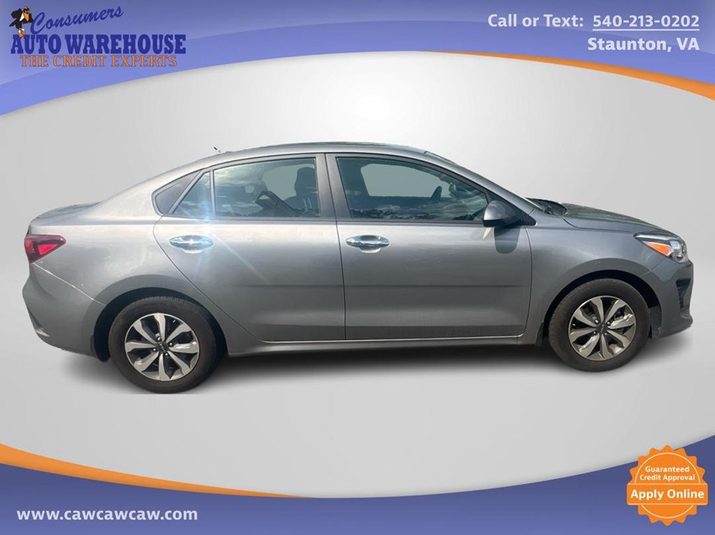 Photo 2 of this KIA RIO