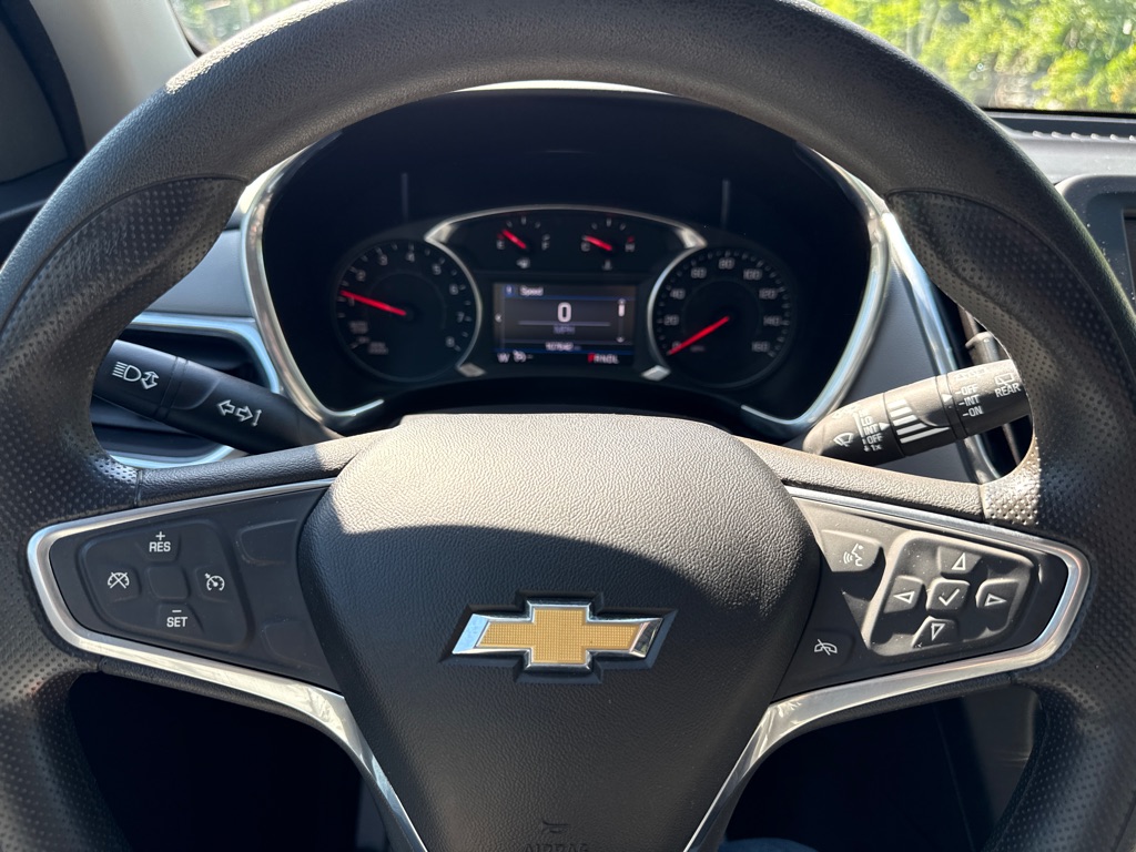 Photo 17 of this CHEVROLET EQUINOX