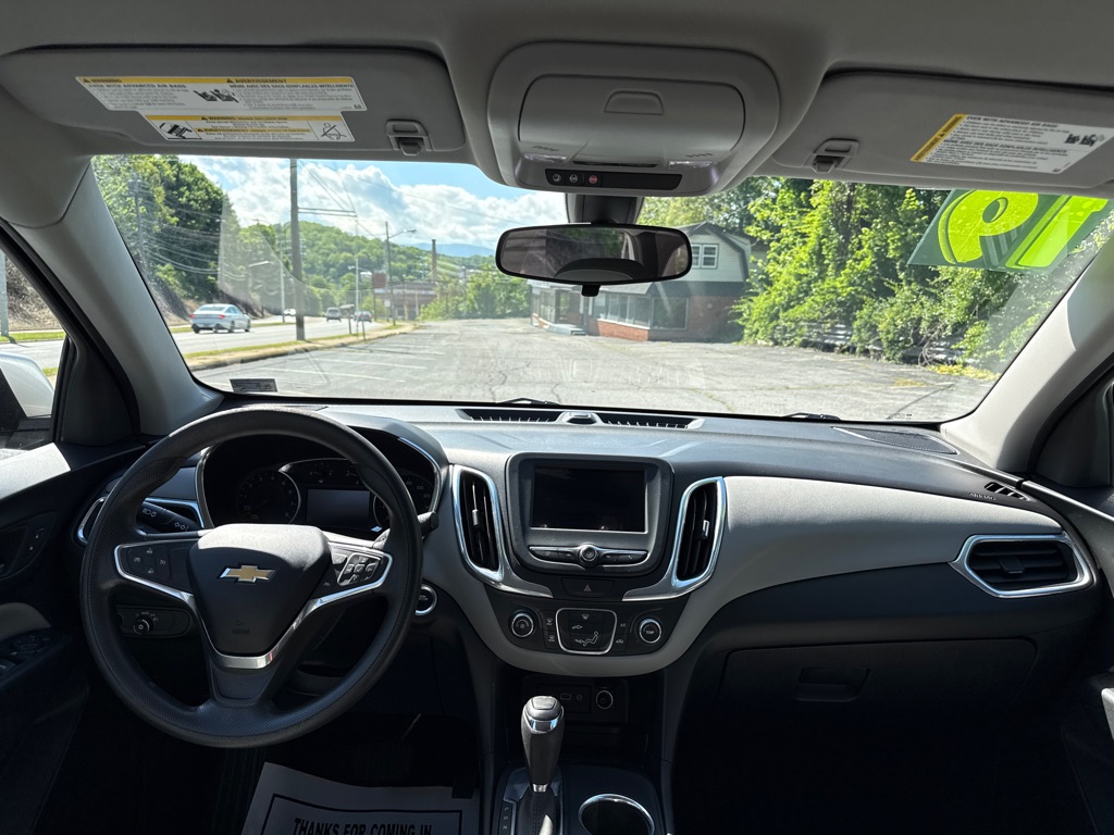 Photo 11 of this CHEVROLET EQUINOX